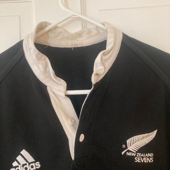 Men’s All Blacks New Zealand Rugby Jersey - Picture 3 of 7